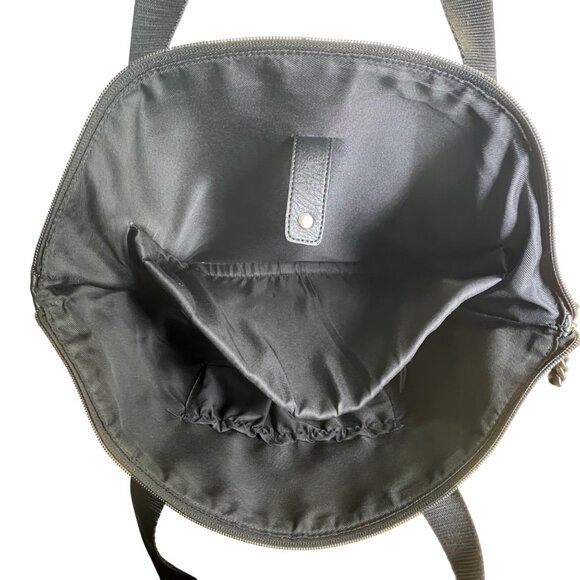 Elliot Lucca Navy Textured Lining Black Straps & Zipper Closure Tote Bag Sz L - Picture 10 of 13